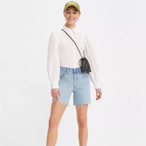 LEVIS 501 MID THIGH WOMENS SHORTS SIZE 28 - Picture 1 of 14